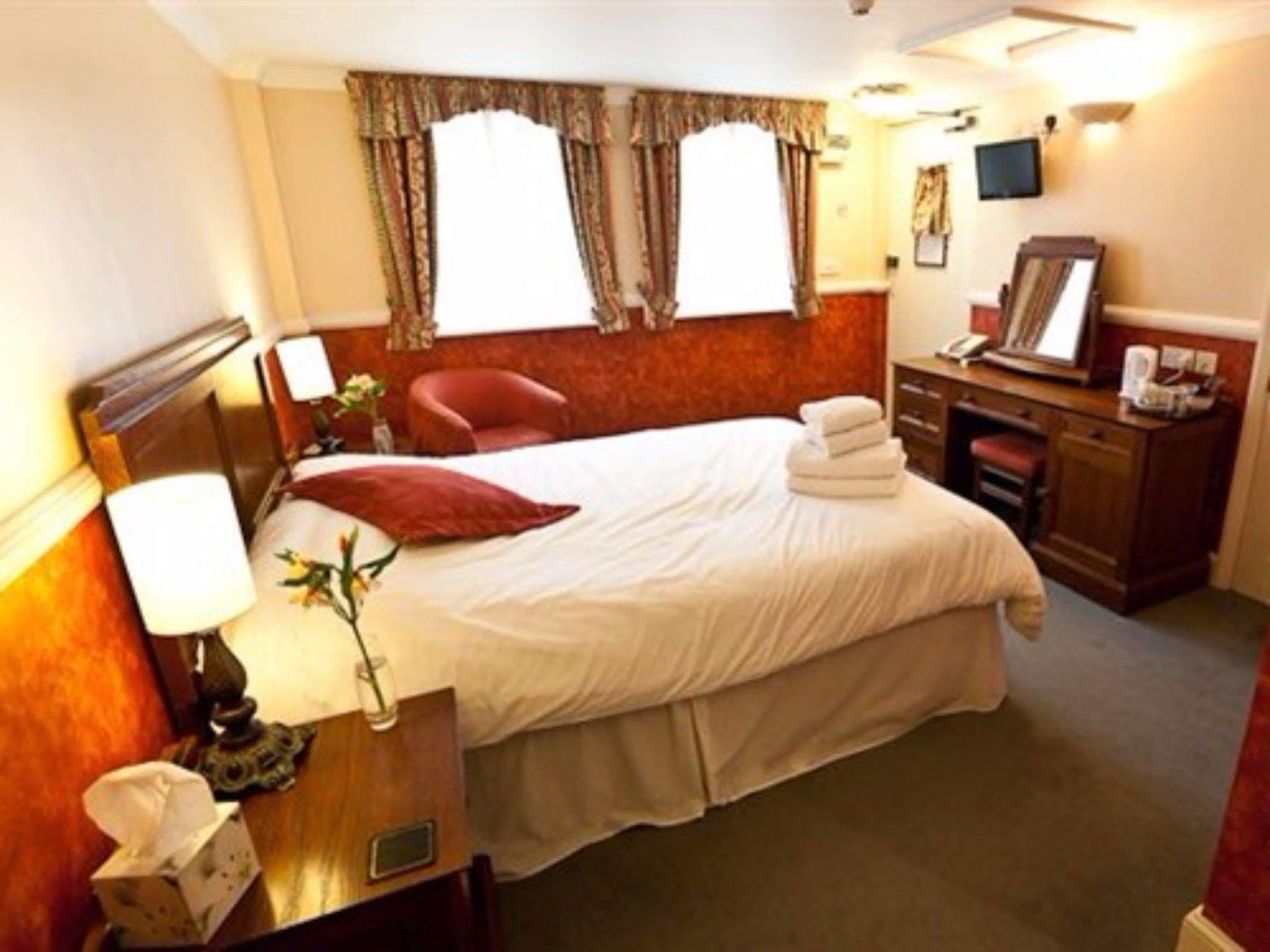 The Three Kings - Inn Bury St. Edmunds Eksteriør billede